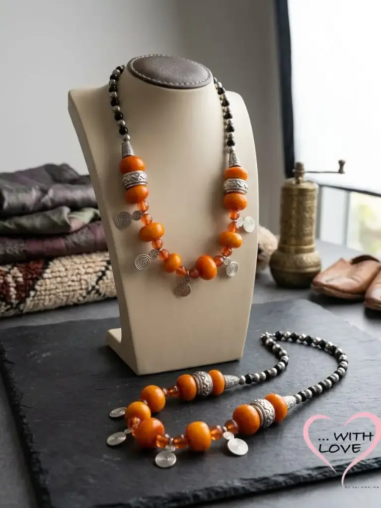 The Kahina Heritage Necklace – Antique-Finished Amazigh Statement Piece with Selected Mineral Stones & Faux-Amber